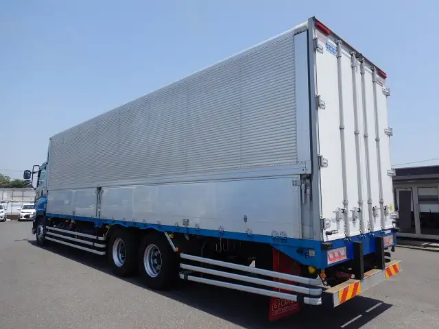 いすゞ ギガ 大型 ウイング 2PG-CYL77C R2の中古トラック画像5