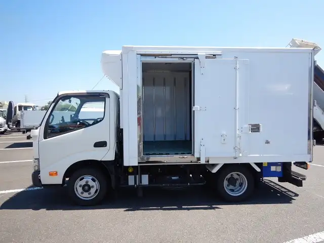 日野 デュトロ 小型 冷凍冷蔵 低温 スタンバイの中古トラック画像6