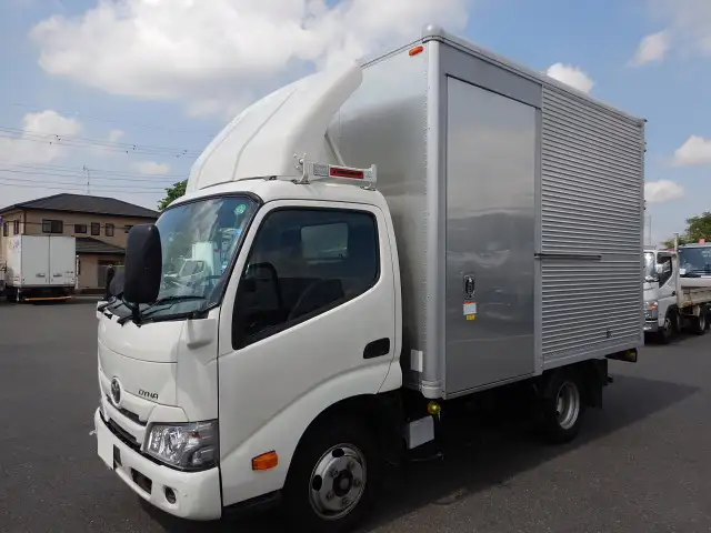 トヨタ ダイナ 小型 アルミバン サイドドア 2RG-XZC605の中古トラック画像1