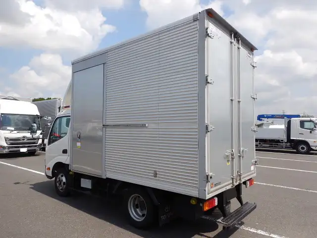 トヨタ ダイナ 小型 アルミバン サイドドア 2RG-XZC605の中古トラック画像5