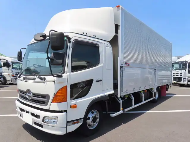 日野 レンジャー 中型/増トン ウイング パワーゲート エアサスの中古トラック画像1