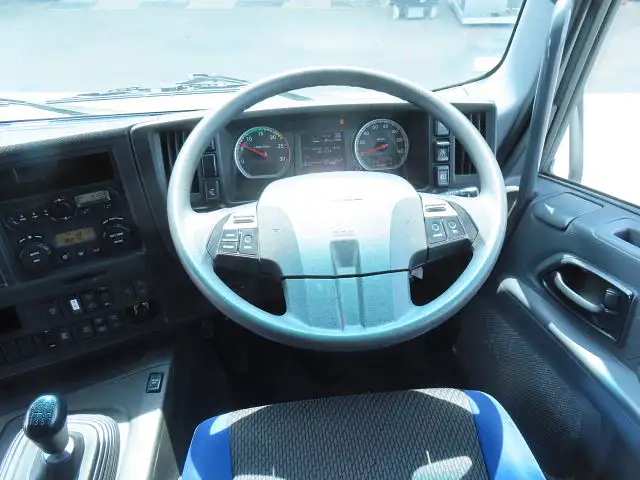 いすゞ ギガ 大型 タンク車 バルク QKG-CYL77Bの中古トラック画像15