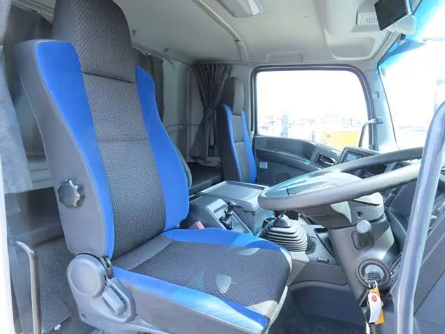 いすゞ ギガ 大型 タンク車 バルク QKG-CYL77Bの中古トラック画像13