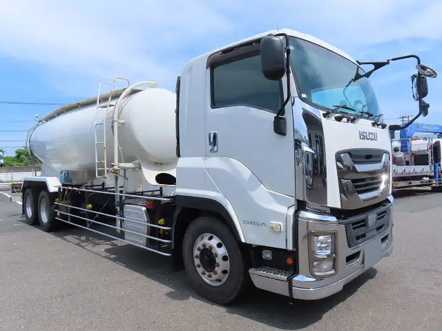 いすゞ ギガ 大型 タンク車 バルク QKG-CYL77Bの中古トラック画像3
