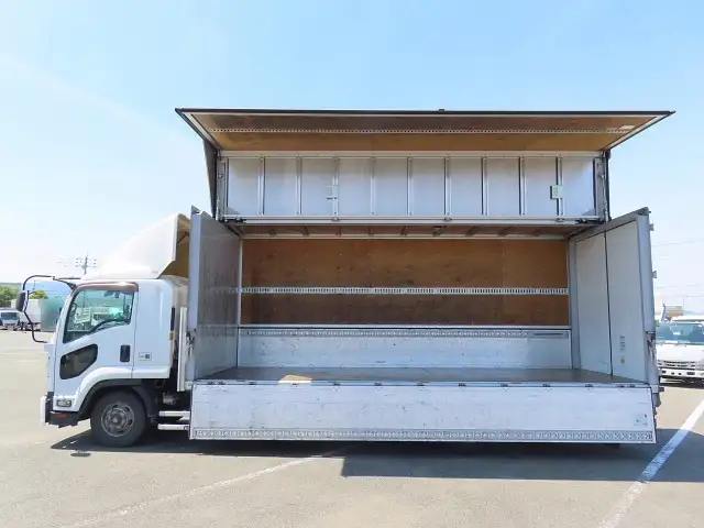 いすゞ フォワード 中型/増トン ウイング エアサス ベッドの中古トラック画像7