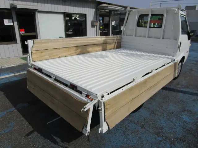 マツダ ボンゴ 小型 平ボディ DBF-SLP2T H29の中古トラック画像5