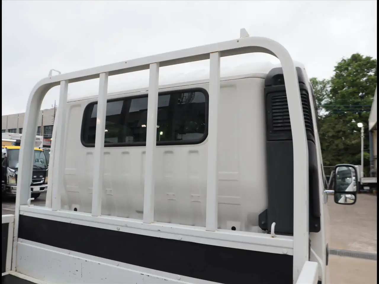 トヨタ ダイナ 小型 平ボディ 2RG-XZU700 R2の中古トラック画像6