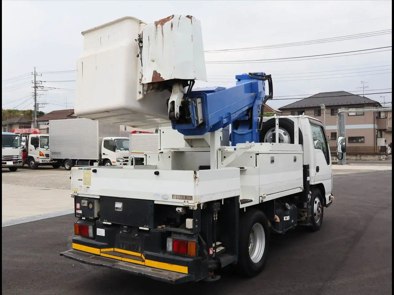 いすゞ エルフ 小型 高所・建柱車 高所作業車 電工仕様の中古トラック画像2