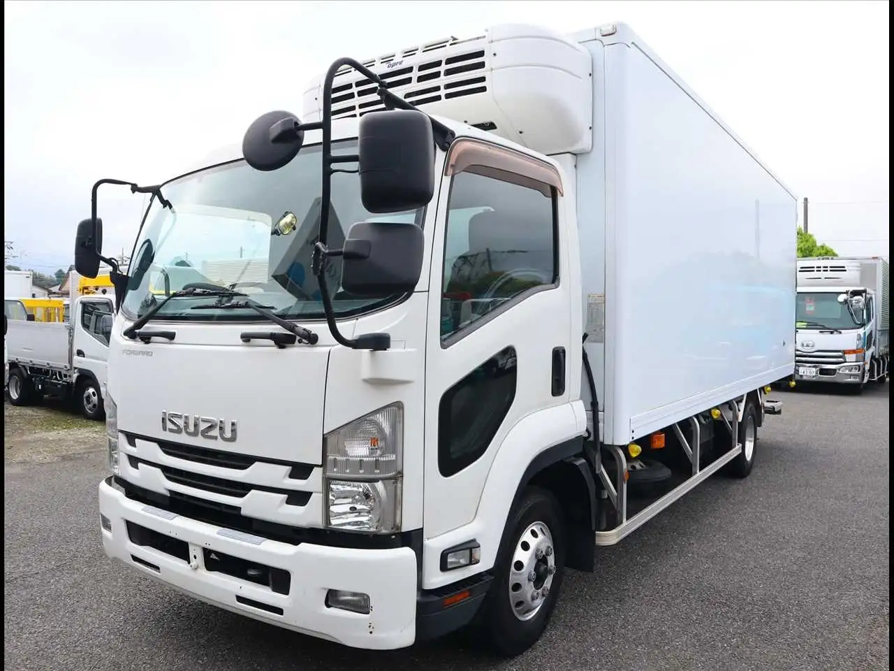 いすゞ フォワード 中型/増トン 冷凍冷蔵 低温 パワーゲート の中古トラック【車両No.187310】