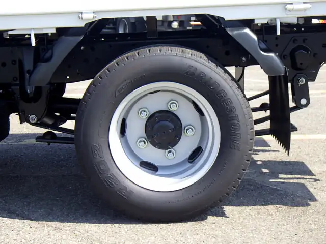 いすゞ エルフ 小型 平ボディ カスタム 2TG-NJR88AFの中古トラック画像20