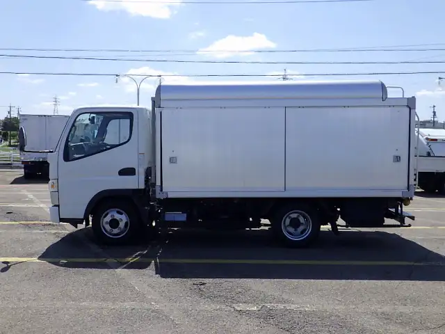 日産UD その他 小型 アルミバン ボトルカー サイドドアの中古トラック画像4