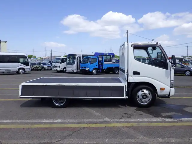 トヨタ トヨエース 小型 平ボディ 2RG-XZC605 H31/R1の中古トラック画像6