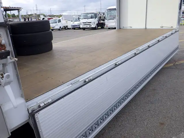 トヨタ トヨエース 小型 ウイング TKG-XZU720 H31/R1の中古トラック画像8