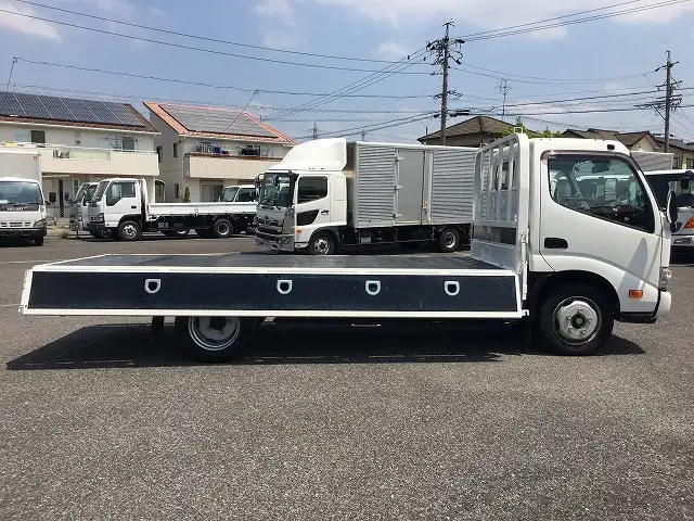 トヨタ ダイナ 小型 平ボディ 2RG-XZU655 R3の中古トラック画像6