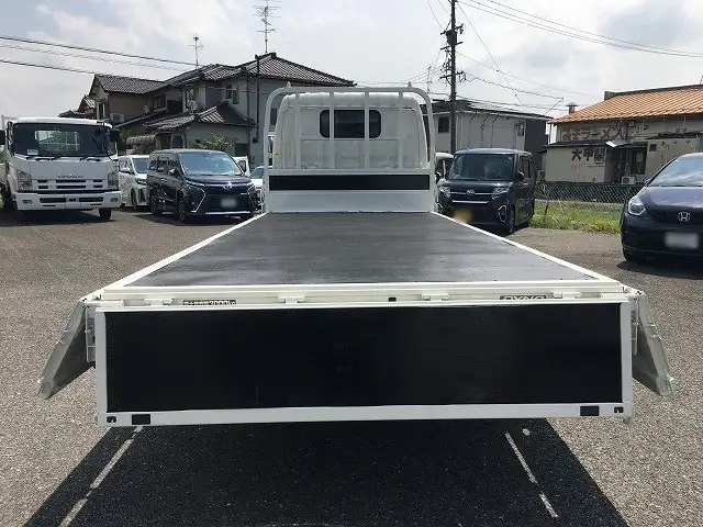 トヨタ ダイナ 小型 平ボディ 2RG-XZU655 R3の中古トラック画像8