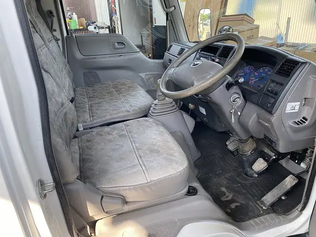 マツダ タイタン 小型 平ボディ KR-SYF6L H17の中古トラック画像9