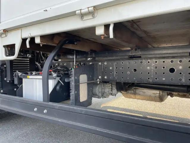 三菱 キャンター 小型 平ボディ 2PG-FEB50 R2の中古トラック画像像17
