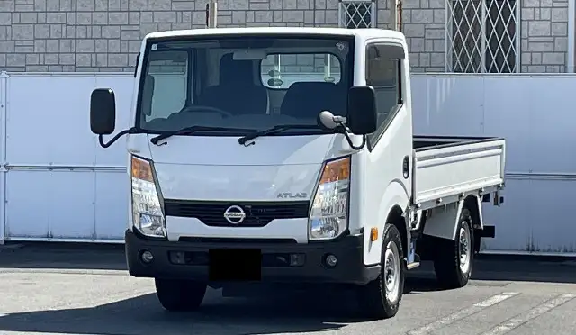 日産 アトラス 小型 平ボディ TKG-SZ5F24 H27の中古トラック画像1