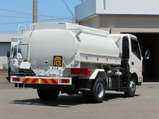 日野 デュトロ 小型 タンク車 ローリー 2KG-XZU700Mの中古トラック画像3