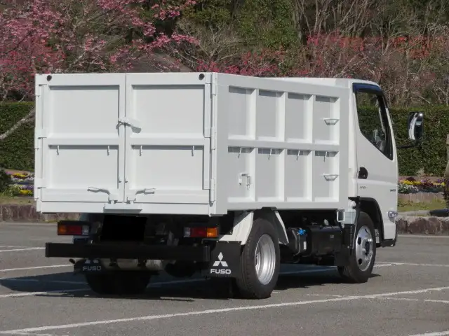 三菱 キャンター 小型 ダンプ 土砂禁 2RG-FBA60の中古トラック画像3