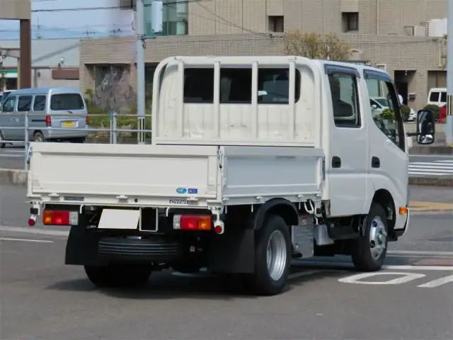 トヨタ ダイナ 小型 平ボディ Wキャブ 2KG-XZU605の中古トラック画像4
