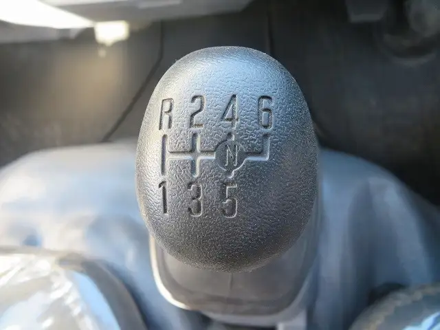 いすゞ エルフ 小型 特殊車両 TKG-NKR85AR H26の中古トラック画像15