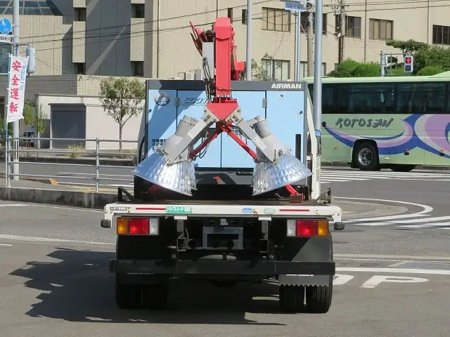 いすゞ エルフ 小型 特殊車両 TKG-NKR85AR H26の中古トラック画像3