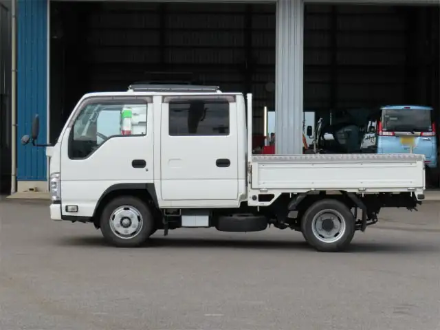 いすゞ エルフ 小型 平ボディ Wキャブ 2RG-NJR88Aの中古トラック画像6