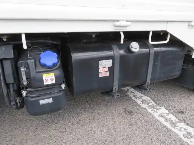 マツダ タイタン 小型 平ボディ 2RG-LHR88A H31/R1の中古トラック画像16