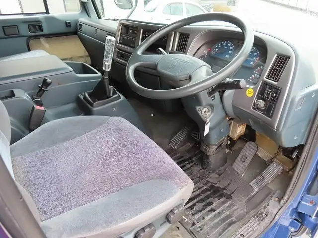 日産UD コンドル 中型/増トン 平ボディ アルミブロック ベッドの中古トラック画像11