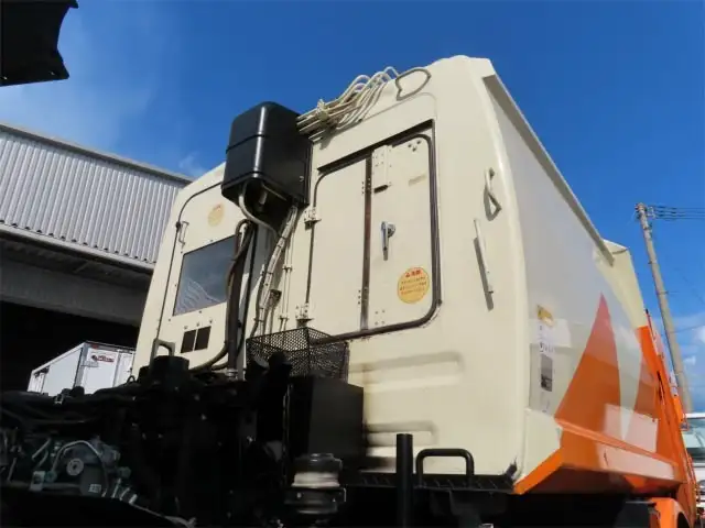 日野 レンジャー 中型/増トン パッカー車 プレス式 ベッドの中古トラック画像9