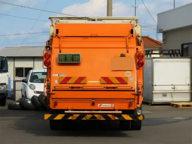 日野 レンジャー 中型/増トン パッカー車 プレス式 ベッドの中古トラック画像4