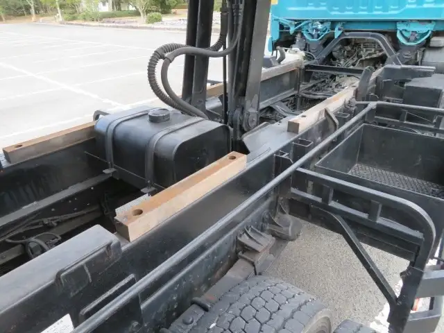 いすゞ フォワード 中型/増トン ダンプ ベッド LPG-FTR90S2の中古トラック画像像17