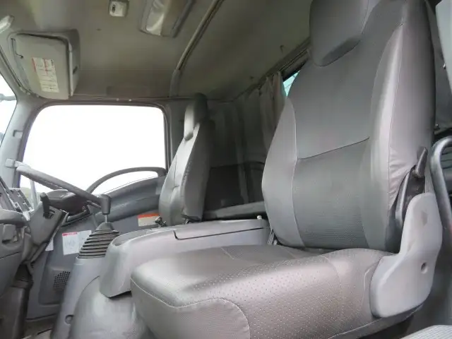 いすゞ フォワード 中型/増トン ダンプ ベッド LPG-FTR90S2の中古トラック画像11