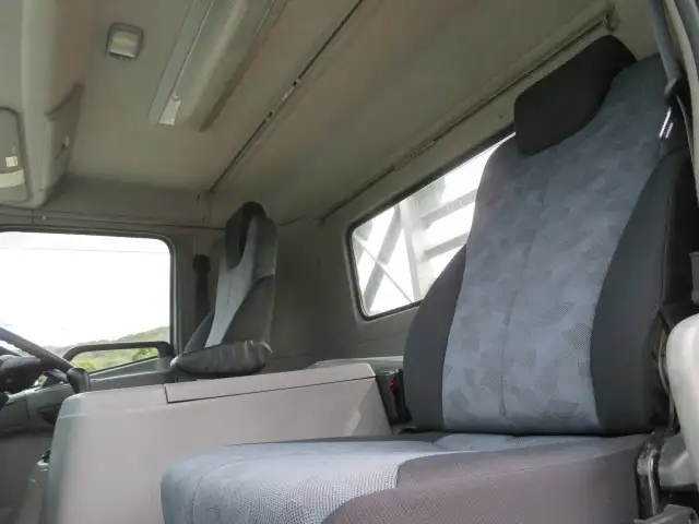 日産UD コンドル 中型/増トン 平ボディ 床鉄板 アルミブロックの中古トラック画像12