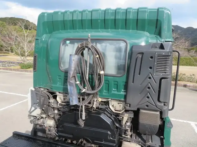 いすゞ ギガ 大型 トラクター ハイルーフ 2デフの中古トラック画像6