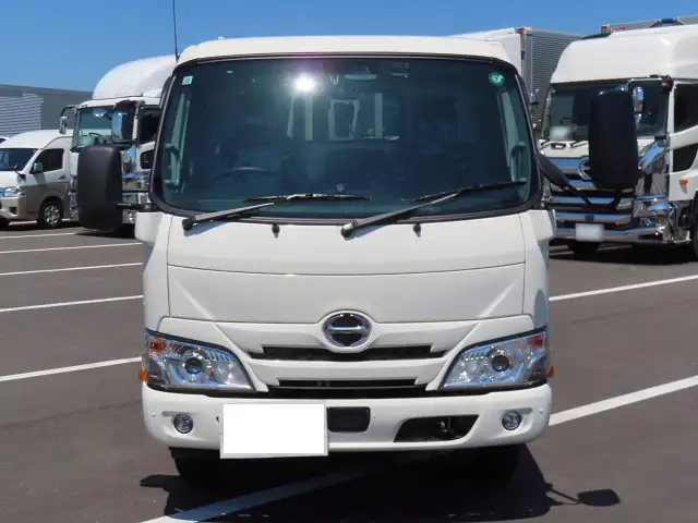 日野 デュトロ 小型 平ボディ 2KG-XZU655M R6の中古トラック画像2