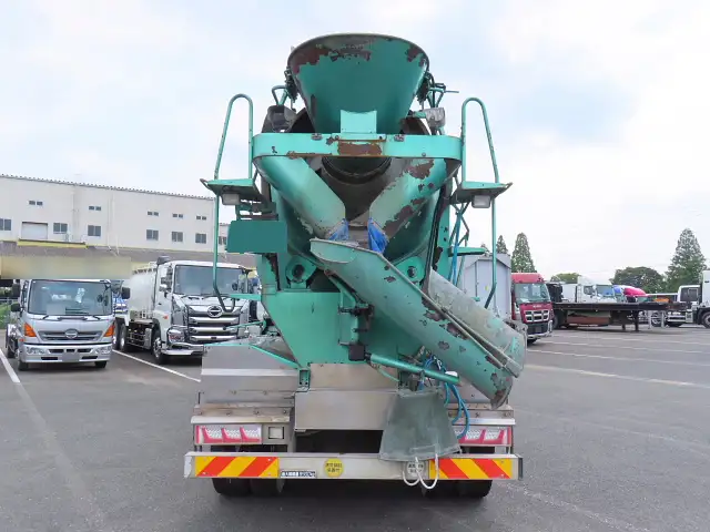 いすゞ ギガ 大型 ミキサー・ポンプ QKG-CXZ77AT H27の中古トラック画像4