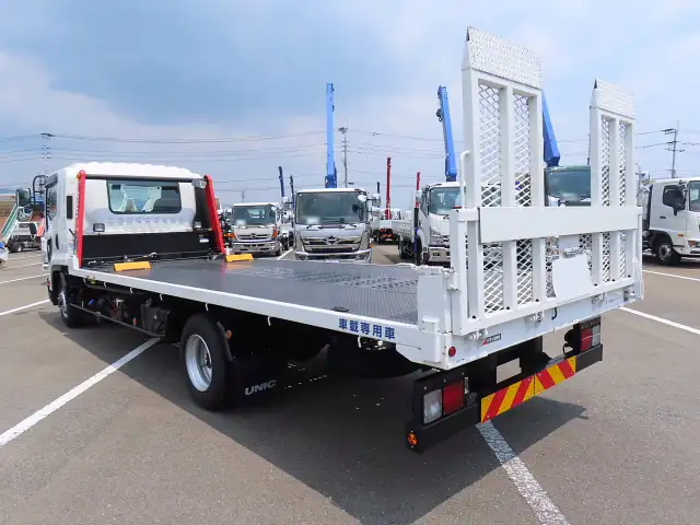 いすゞ フォワード 中型/増トン 車両重機運搬 ラジコン ウインチの中古トラック画像4