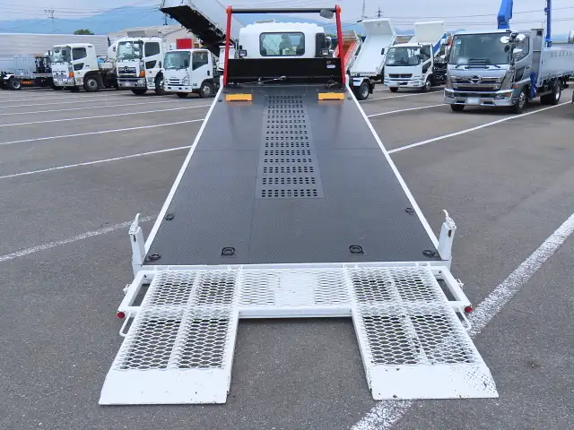 いすゞ フォワード 中型/増トン 車両重機運搬 ラジコン ウインチの中古トラック画像7