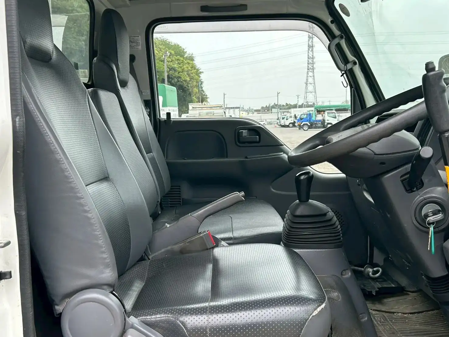 いすゞ エルフ 小型 高所・建柱車 高所作業車 電工仕様の中古トラック画像12