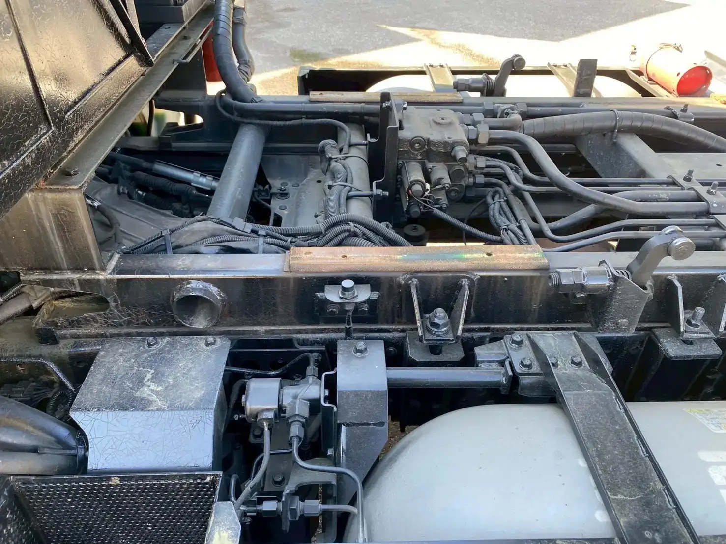 いすゞ エルフ 小型 パッカー車 巻き込み式 回転ダンプ式の中古トラック画像18