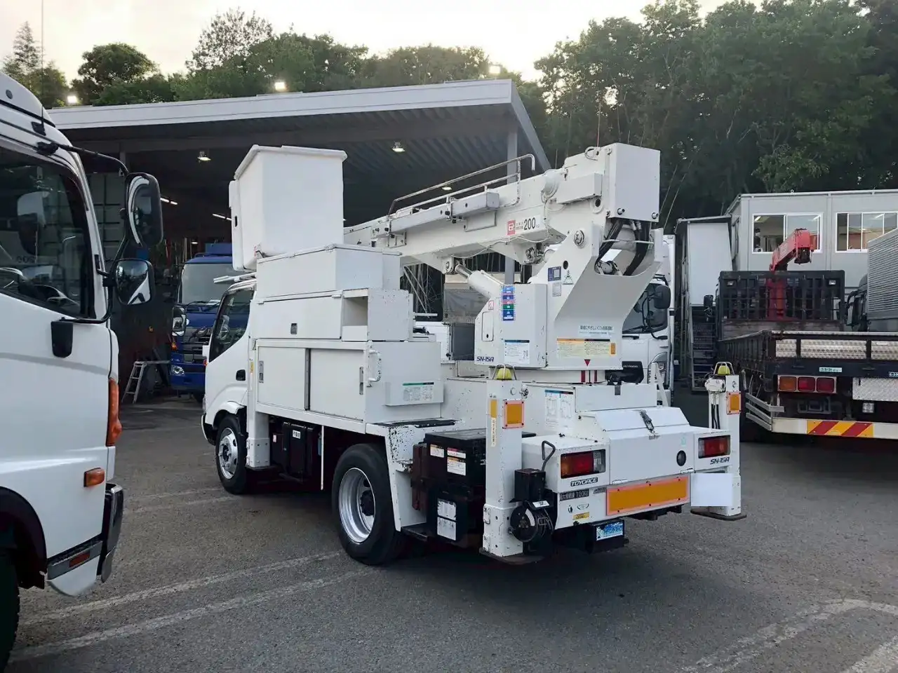 トヨタ トヨエース 小型 高所・建柱車 高所作業車 電工仕様の中古トラック画像5