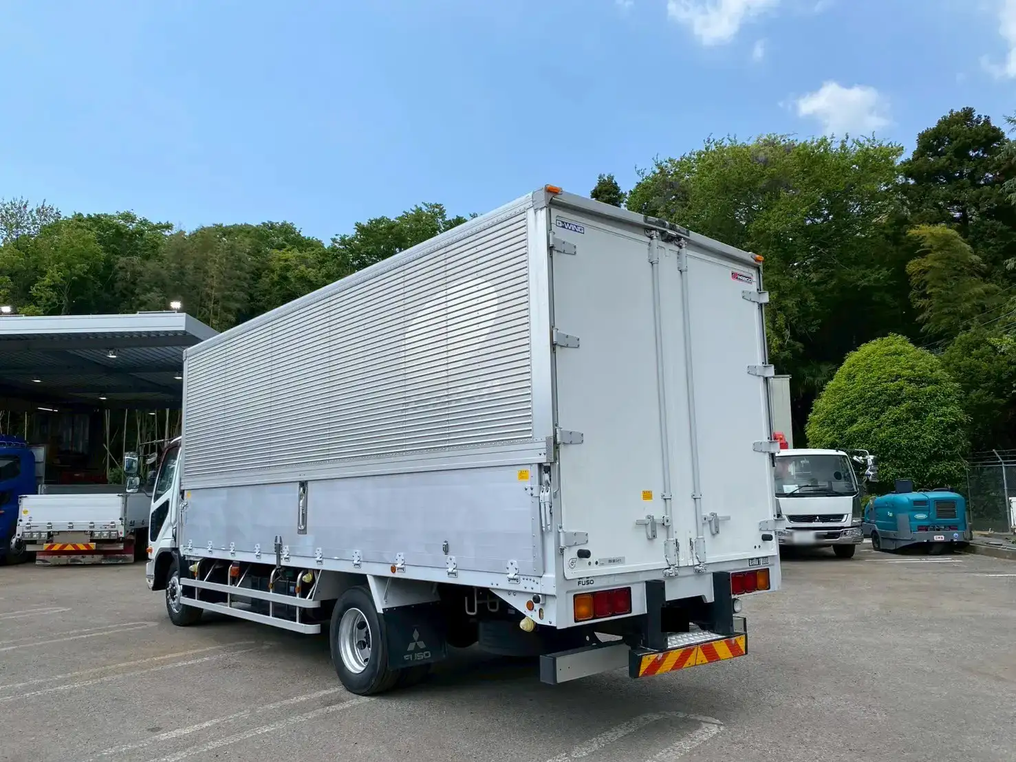 三菱 ファイター 中型/増トン ウイング QKG-FK72FZ H26の中古トラック画像4