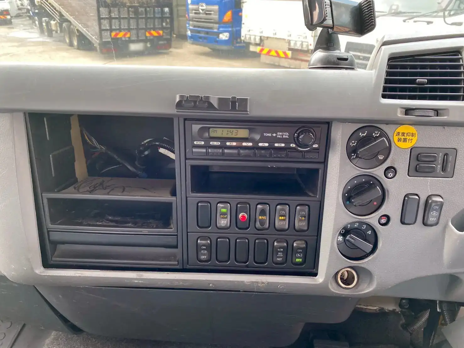 三菱 ファイター 中型/増トン ウイング QKG-FK72FZ H26の中古トラック画像13