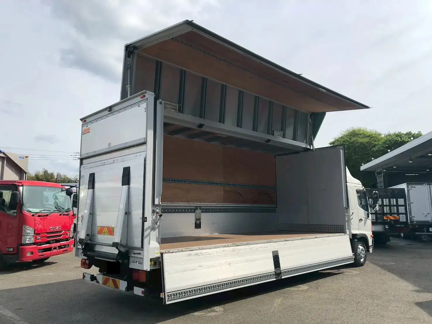日野 レンジャー 中型/増トン ウイング パワーゲート エアサスの中古トラック画像6