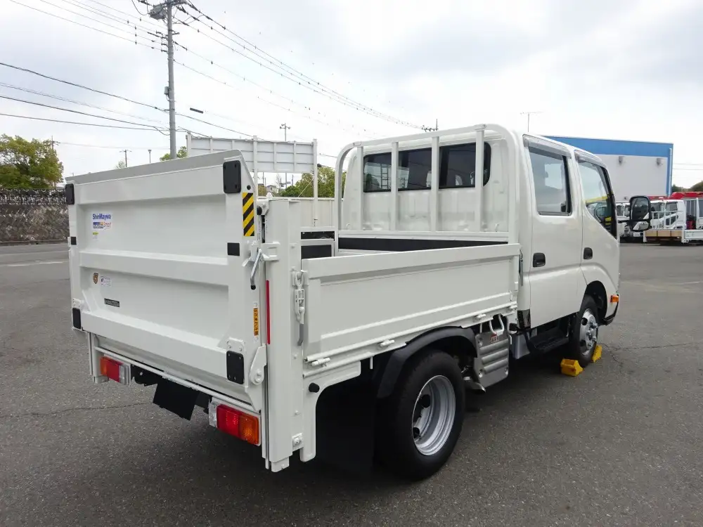 日野 デュトロ 小型 平ボディ Wキャブ パワーゲートの中古トラック画像6