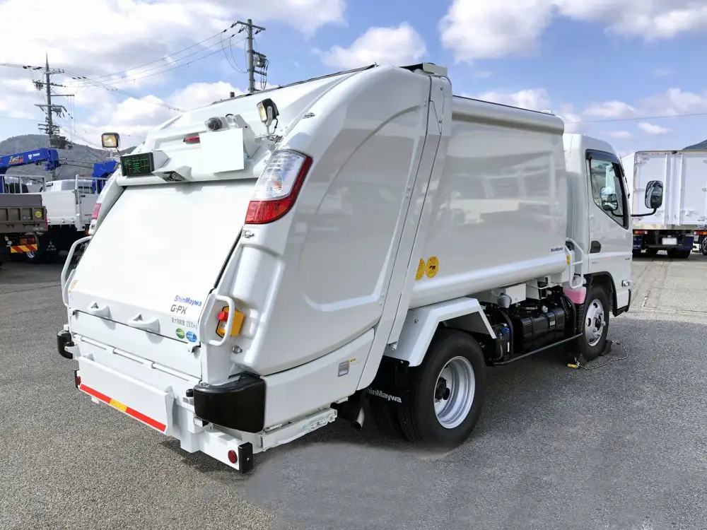 三菱 キャンター 小型 パッカー車 プレス式 2RG-FEAV0の中古トラック画像2
