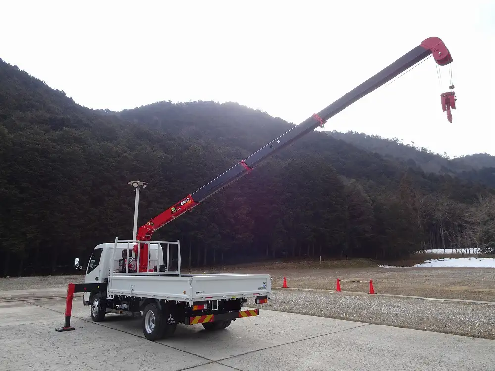 三菱 キャンター 小型 クレーン付 4段 ラジコンの中古トラック画像3