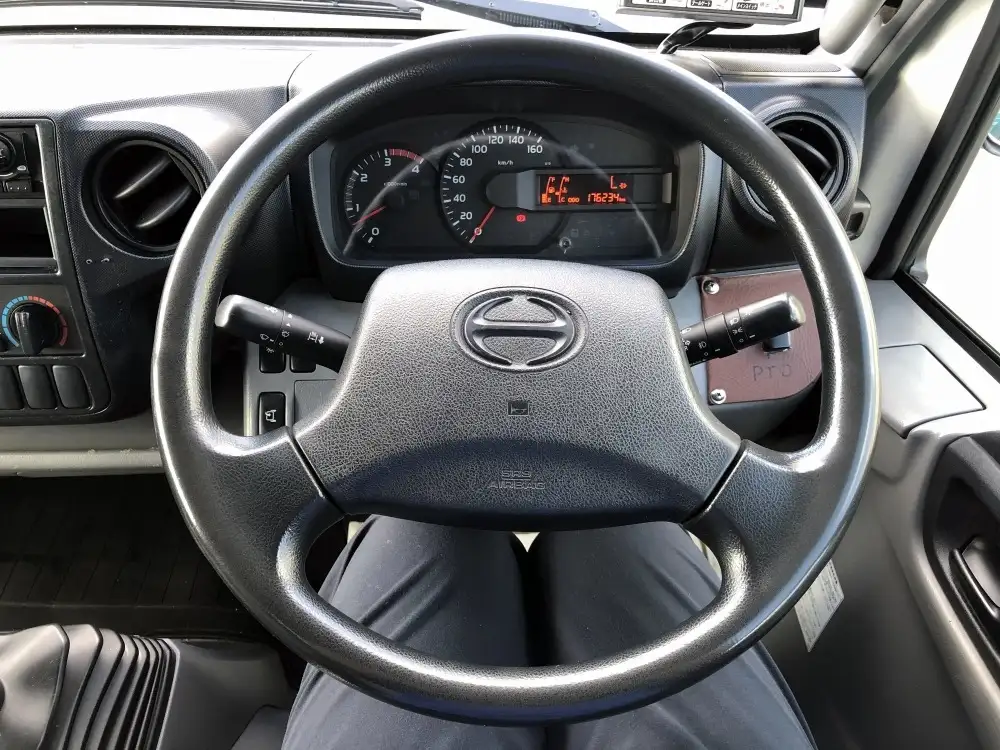 日野 デュトロ 小型 パッカー車 プレス式 TKG-XZU700Mの中古トラック画像13